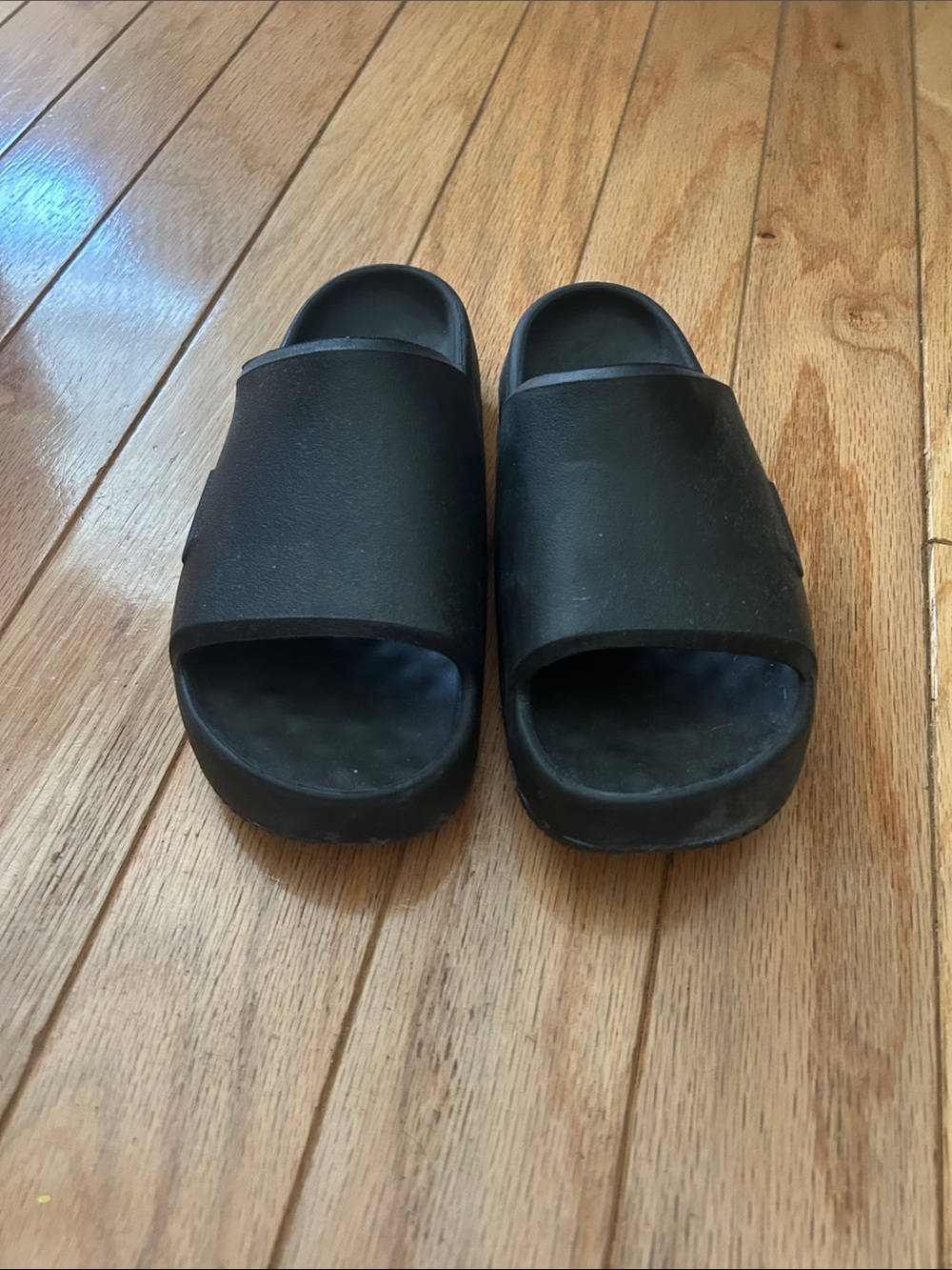 Nike Calm Black Kids Slide Sandals